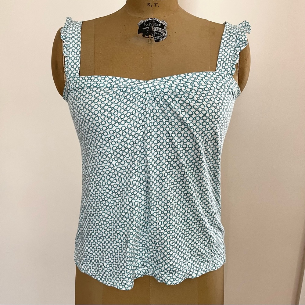 2/$20 Old Navy Women’s Ruffle Sleeve Tank Top Size Small
